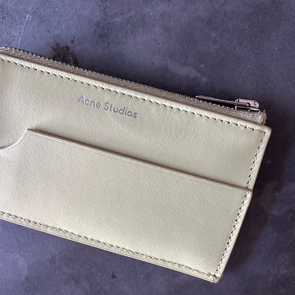 Acne Studios Green Compact Zip Wallet - Picture 7 of 7